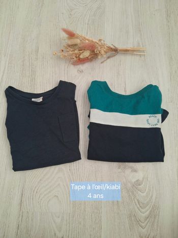 Lot/ensemble 2 t-shirts manches longues garçon bleu marine/vert kiabi/tao/tape à l’œil - 4 ans