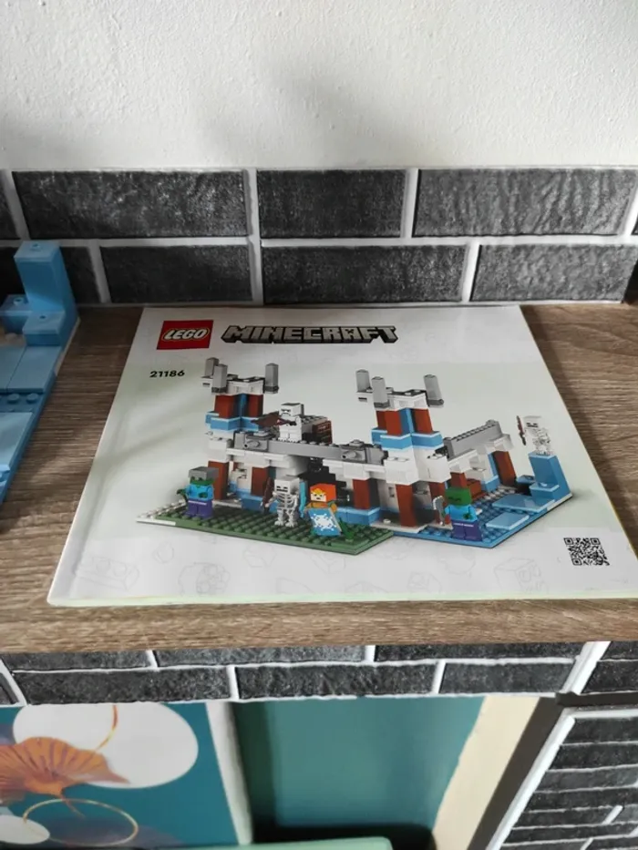 LEGO Minecraft - Le Château de Glace (21186 - photo numéro 4