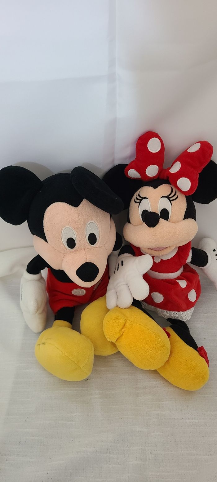 Lot peluches Mickey et Minnie Disneyland - photo numéro 2