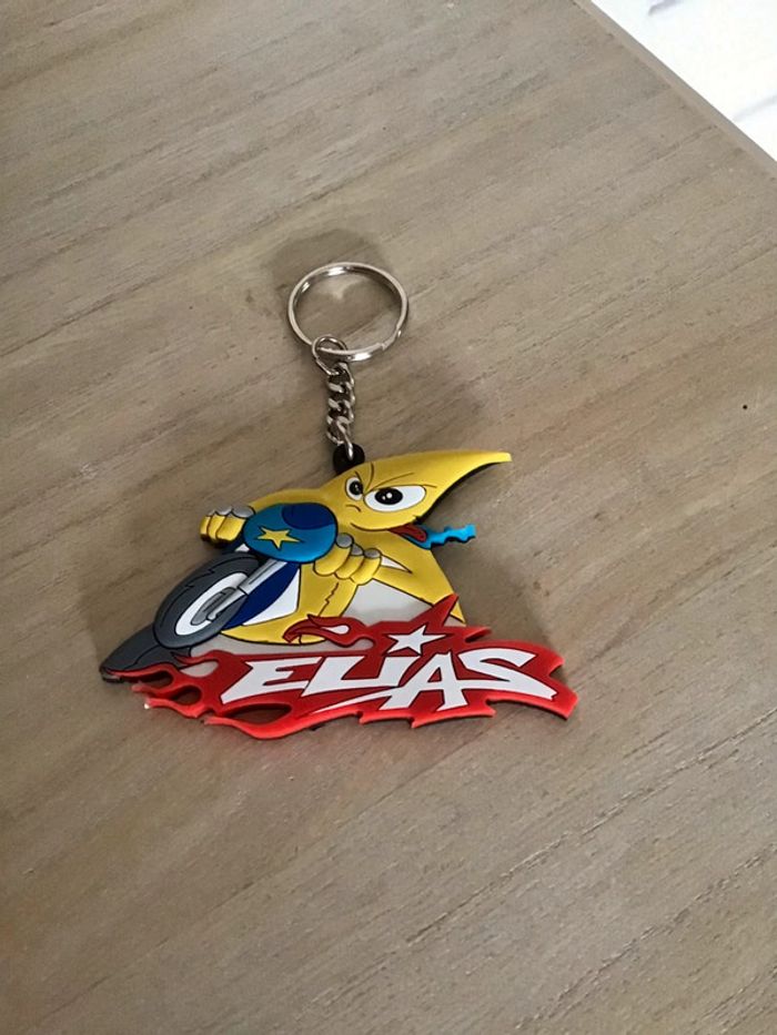 Porte clef motif Elias 8 cm long - photo numéro 2