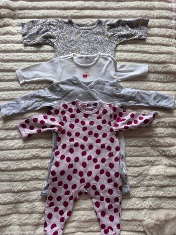 Lot 4 pyjamas 3 mois