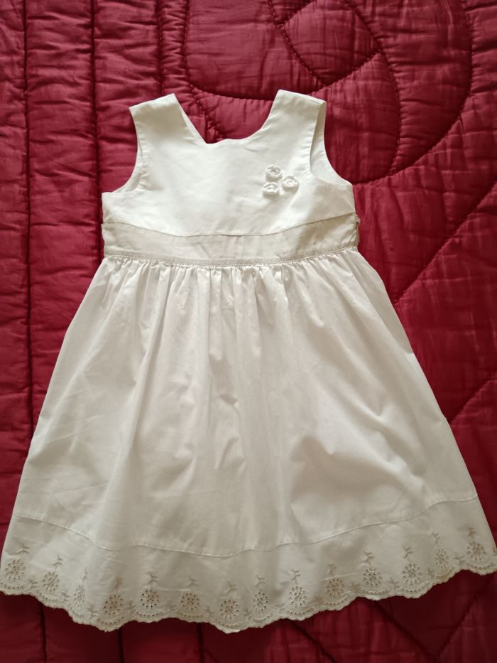 Robe blanche 24 mois