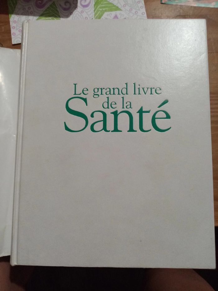 Le grand livre de la santé - photo numéro 2