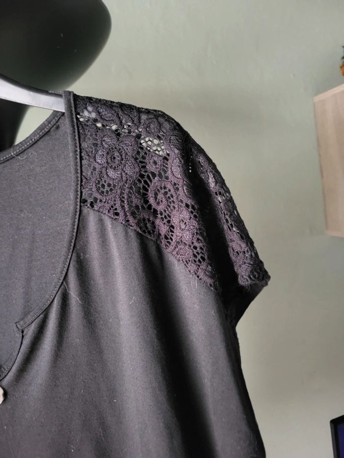 Tshirt shein taille L - photo numéro 2