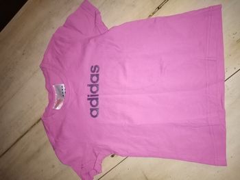 T-shirt Adidas rose
