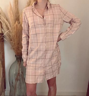 Chemise longue à carreaux rose pale bizzbee neuve