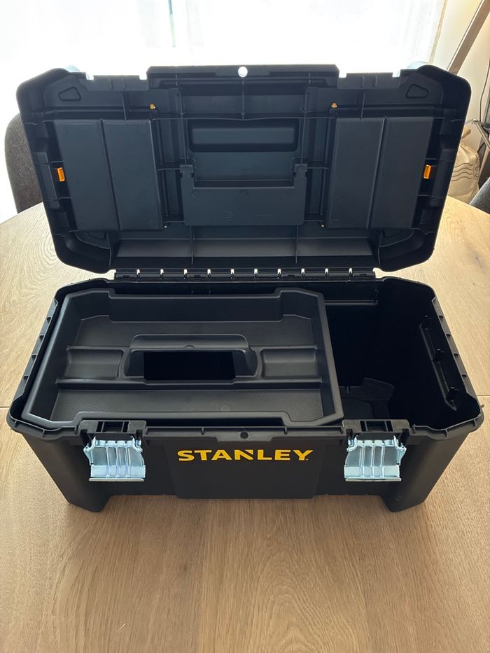 Boîte à Outils - photo numéro 2