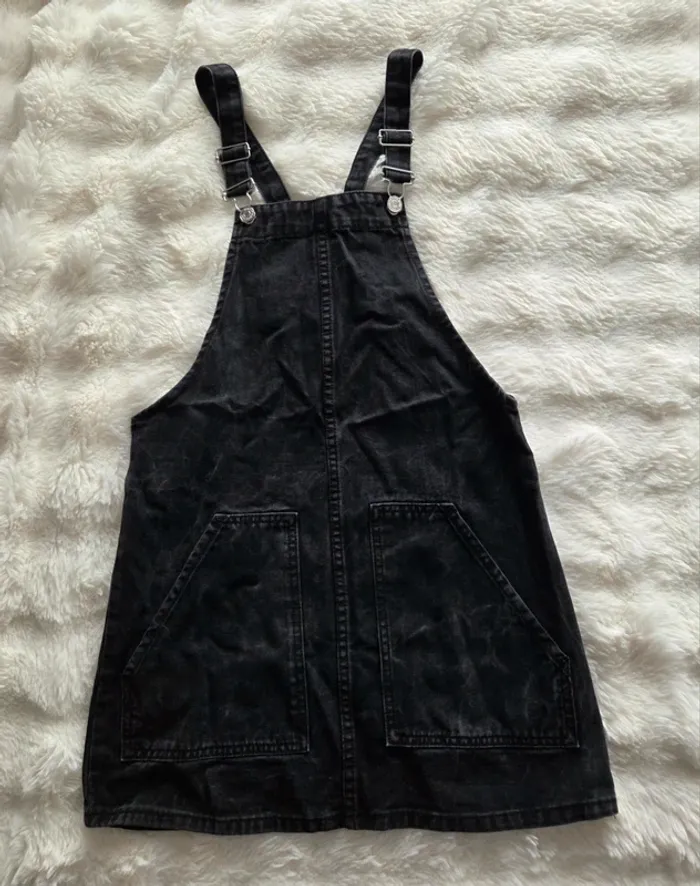 Robe Stradivarius 38 - photo numéro 2