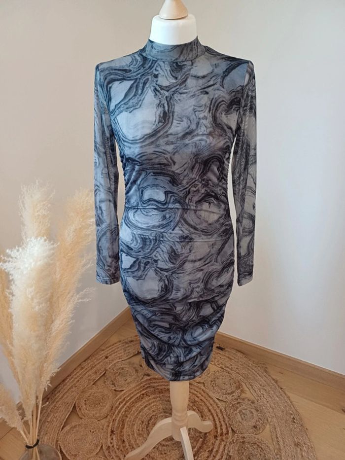 Robe grise moulante transparente neuve By Swan taille S 36