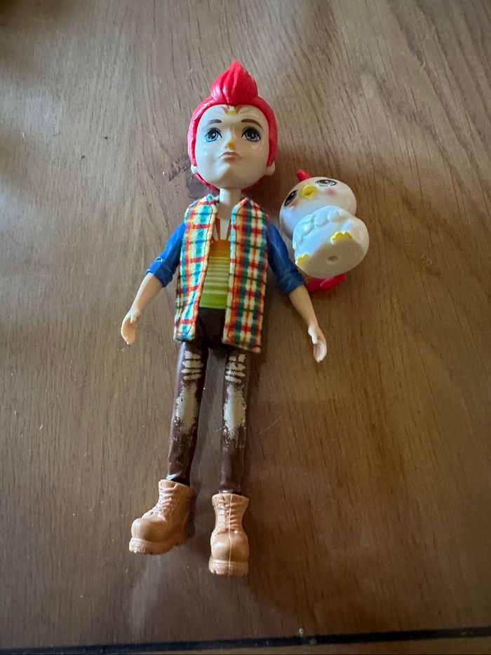 Poupée Enchantimals et son coq Mattel