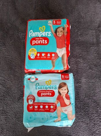 Lot de 2 paquets de couches culottes Pampers neuves