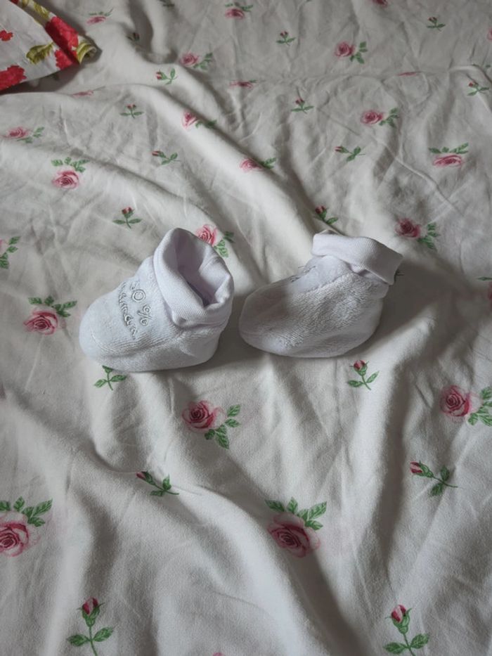 Chaussons bébé - photo numéro 2