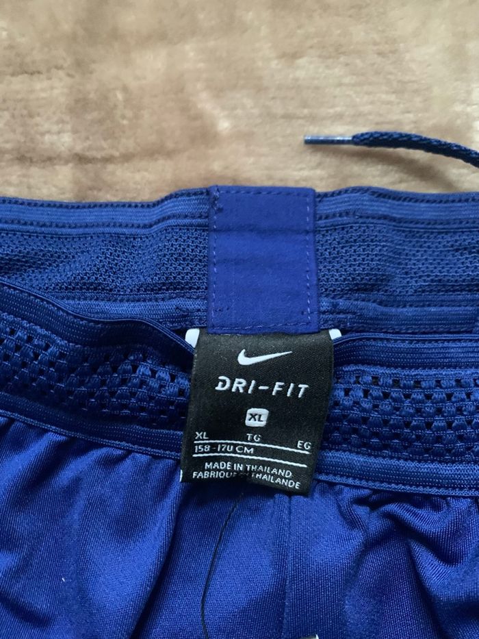 Pantalon fc Barcelone neuf - photo numéro 3