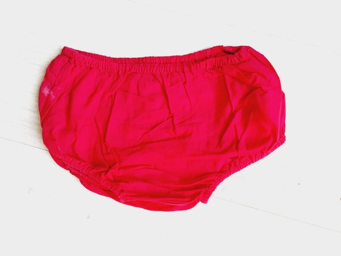 Vêtement bébé fille short culotte rose 18 mois