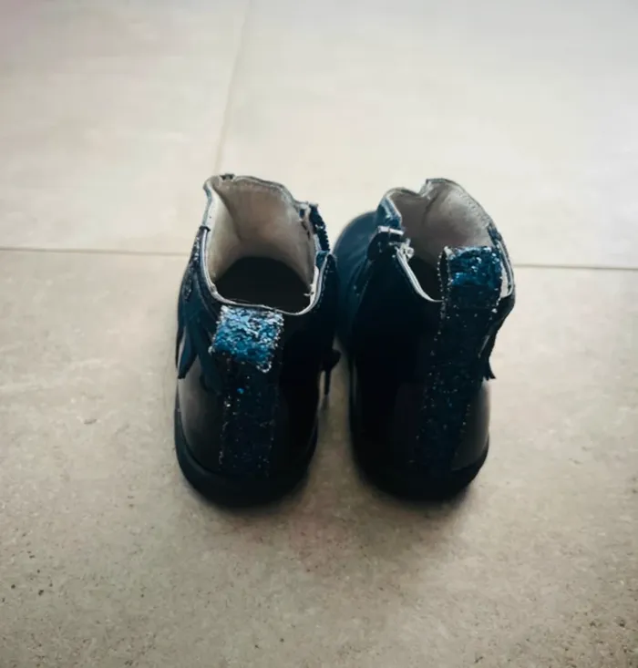 Bottines bottes taille 24 - photo numéro 3