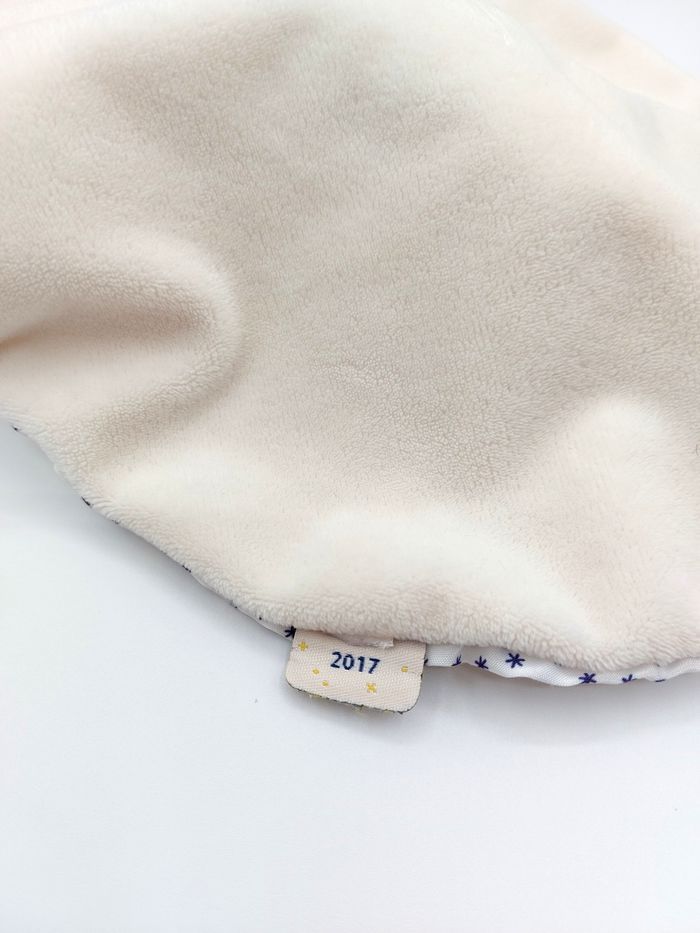 Doudou plat rond ours blanc cassé KALOO 2017 étoiles constellation luminescent - photo numéro 4