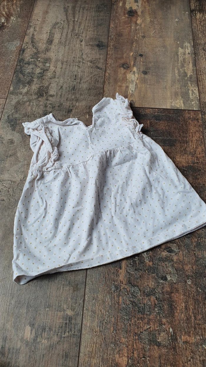 T-shirt kiabi 9 mois en très bon état 👌 - photo numéro 4