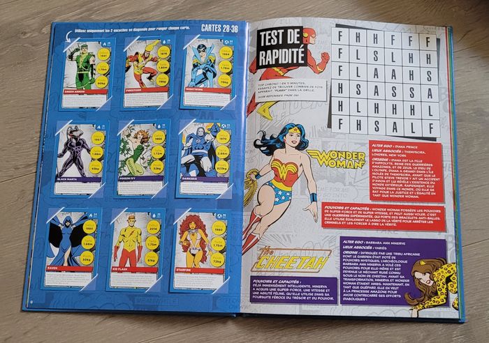 Livre jeu les héros de marvel - photo numéro 2