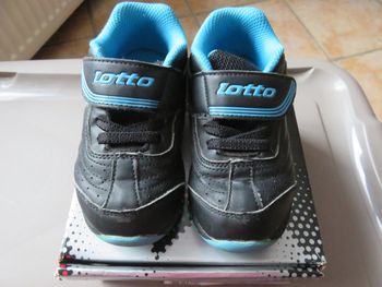 baskets 'LOTTO' pointure 24