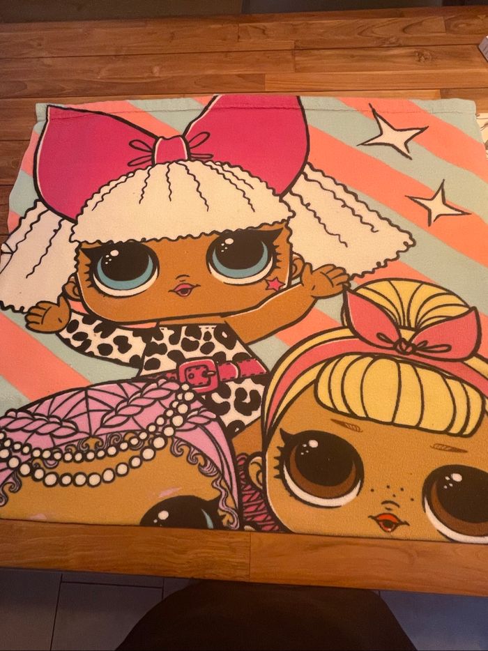 Serviette poupée LOL