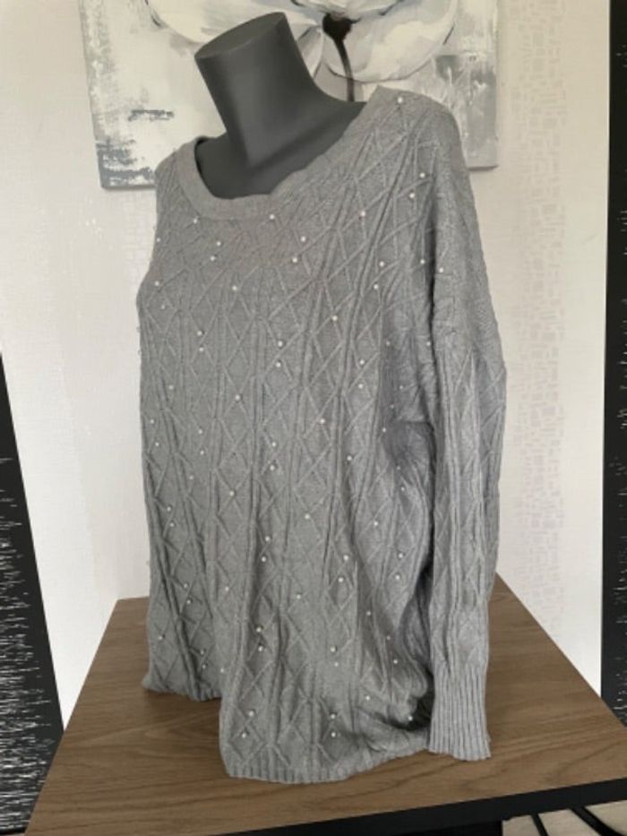 Joli pull tout doux taille 54 Bodyflirt neu