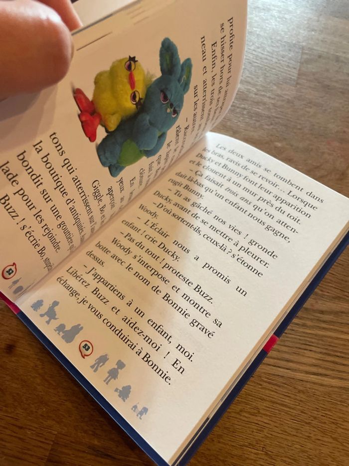 Livre La bibliothèque rose Disney Toy Story 4 Le roman du film - photo numéro 7