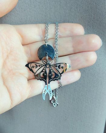 Collier papillon mystique