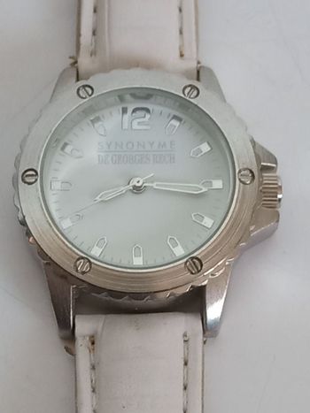 Montre synonyme de Georges Rech