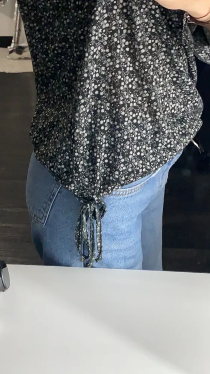 Blouse à fleur - photo numéro 2