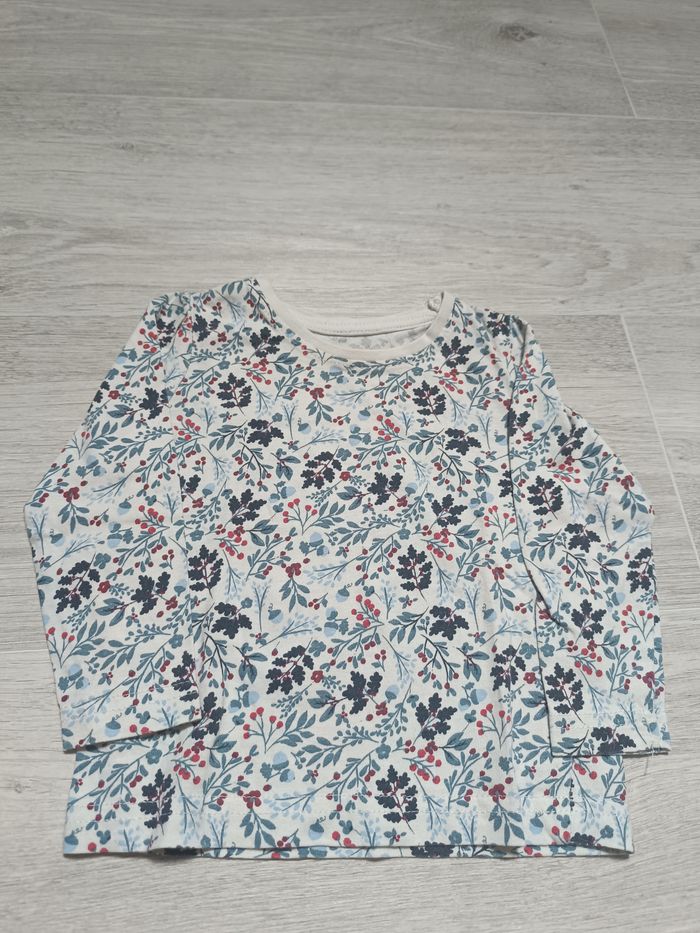 T-shirt manches longues fleuri 80 cm