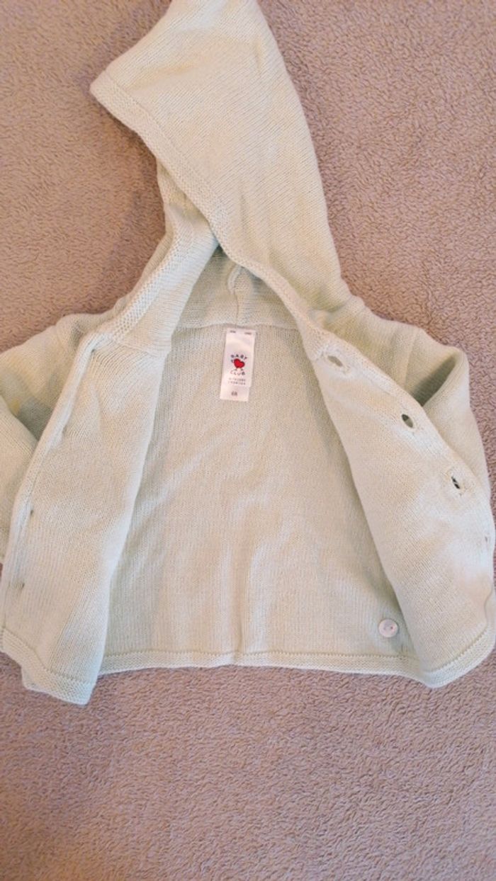 Gilet à capuche vert - photo numéro 2