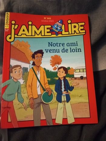 J'aime lire "Notre ami Venu de loin"