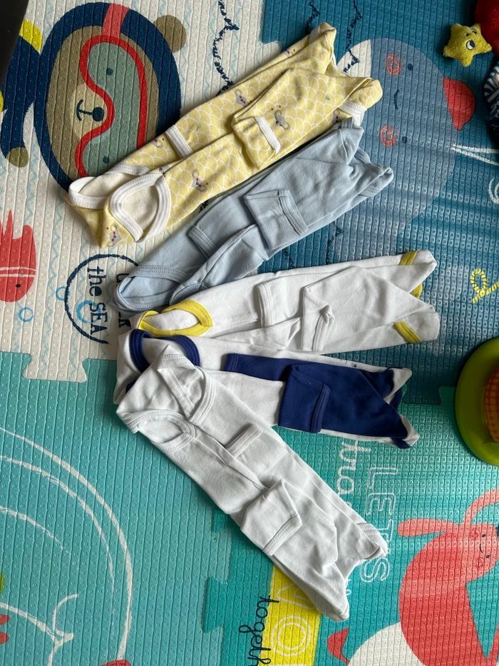 Lot de 5 bodys - photo numéro 3