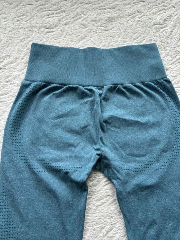 Ensemble Gymshark Vital Seamless – Brassière Legging taille haute Bleu Turquoise M/38– Comme Neuf - photo numéro 17