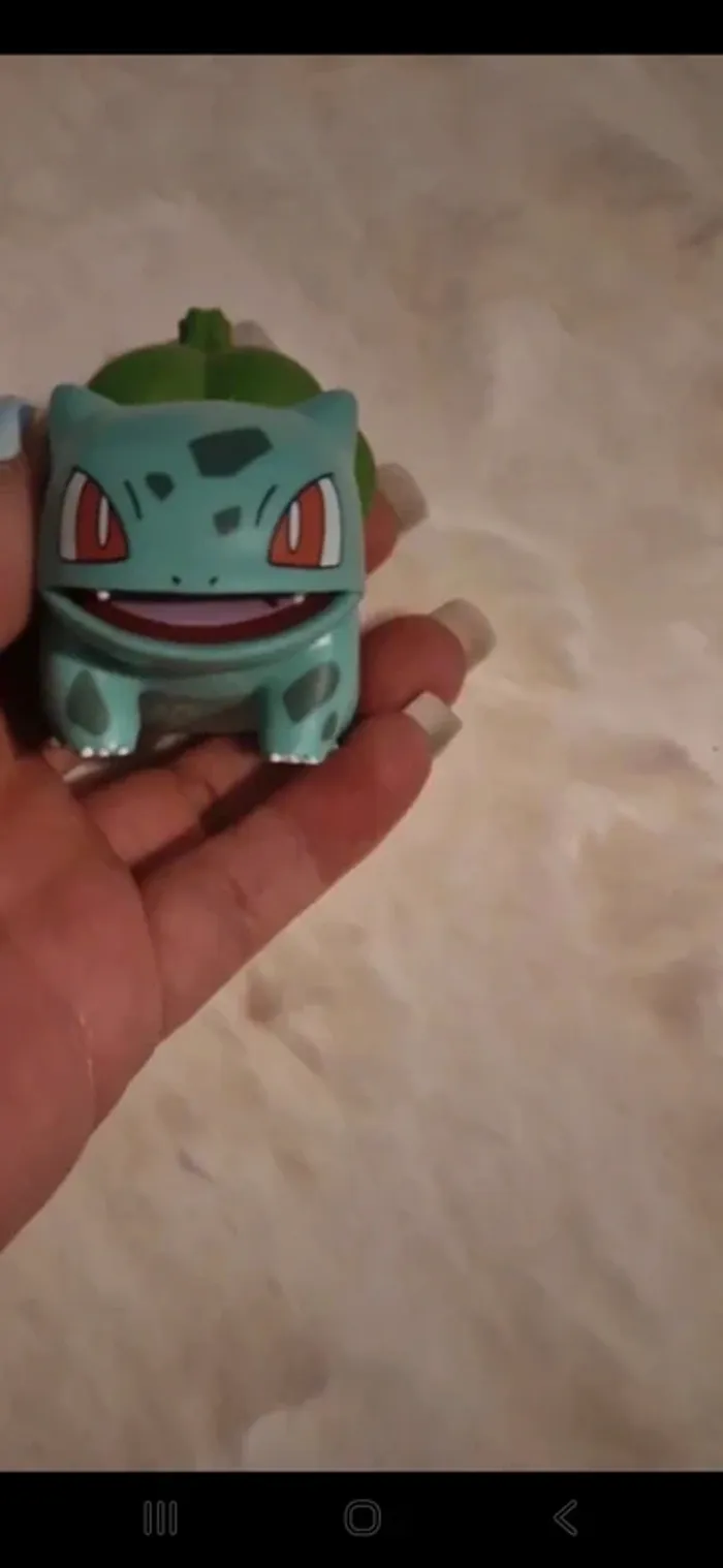 Lot 4 figurines pokemon neuve - photo numéro 2
