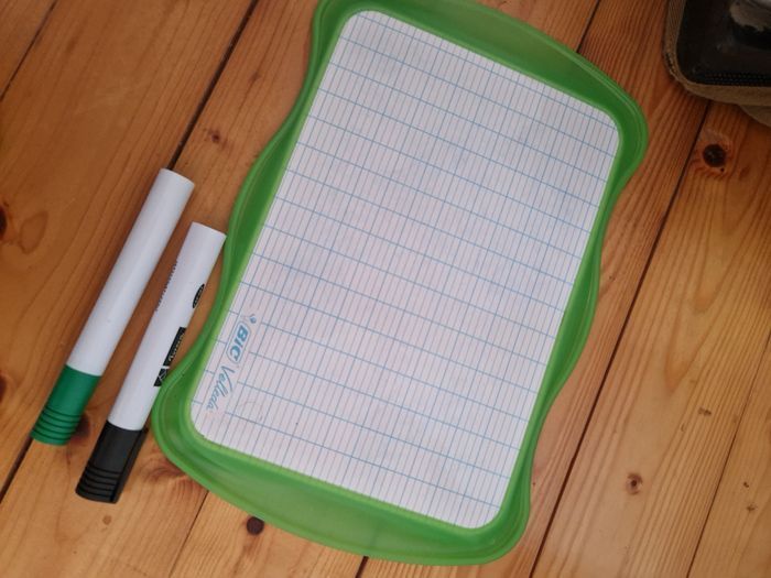 Ardoise + feutres neufs *