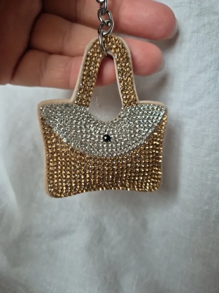 bijou de sac avec strass - photo numéro 2