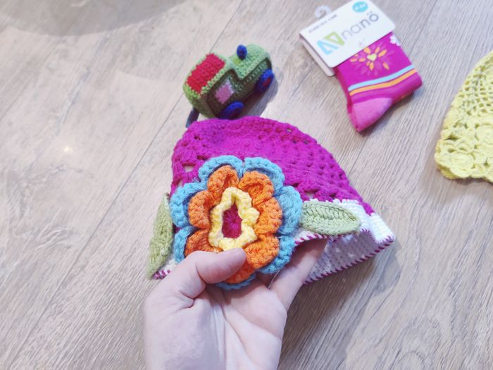 Lot de bonnets & chaussettes crochet Catimini Nano + 3-6 mois Neuf - photo numéro 2