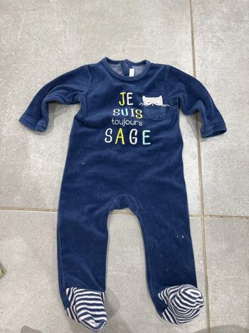 Pyjama bleu « toujours sage »