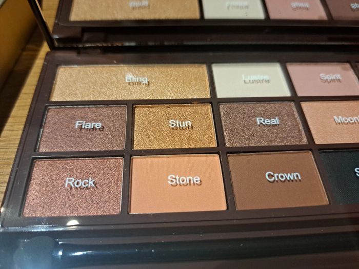 Revolution : palette 24k Gold - photo numéro 7