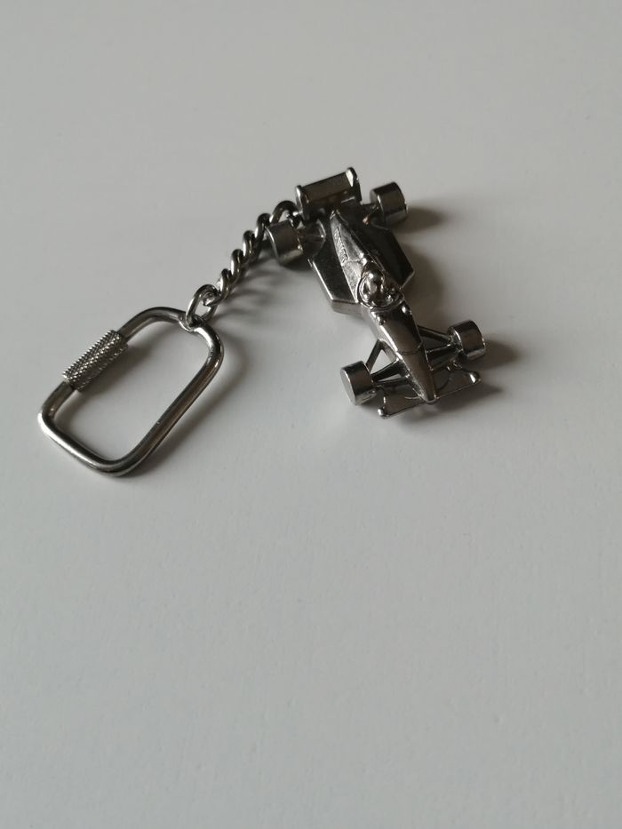 porte-clé voiture renault - photo numéro 1