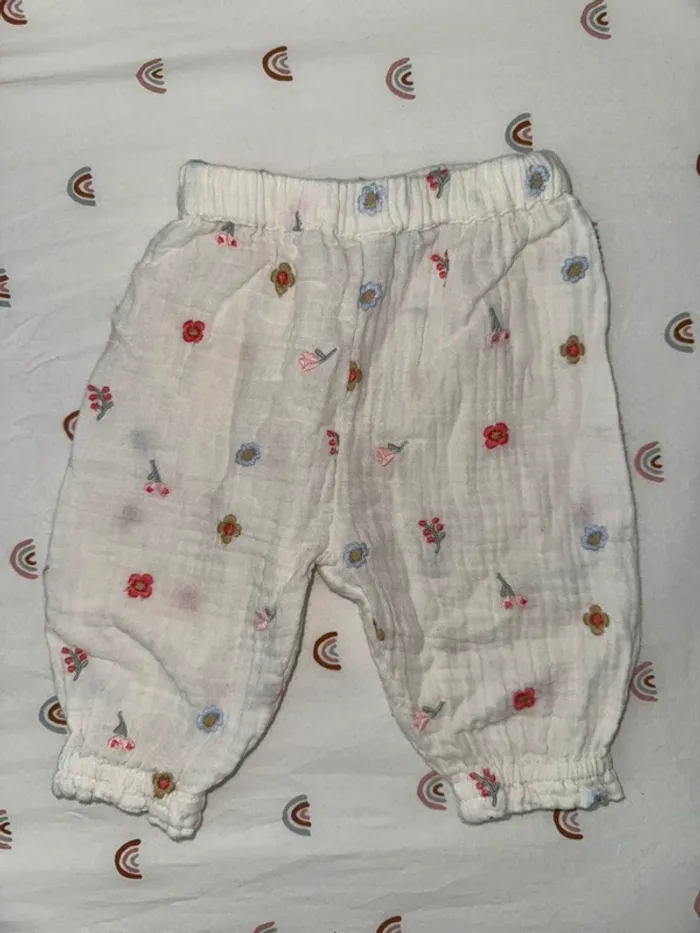 Pantalon fleurs