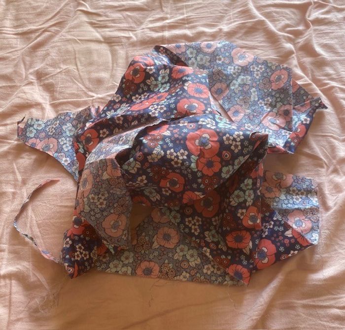 Tissu enduit imprimé à fleur - photo numéro 4