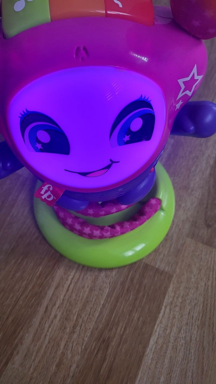 Dj le robot danseur - photo numéro 4