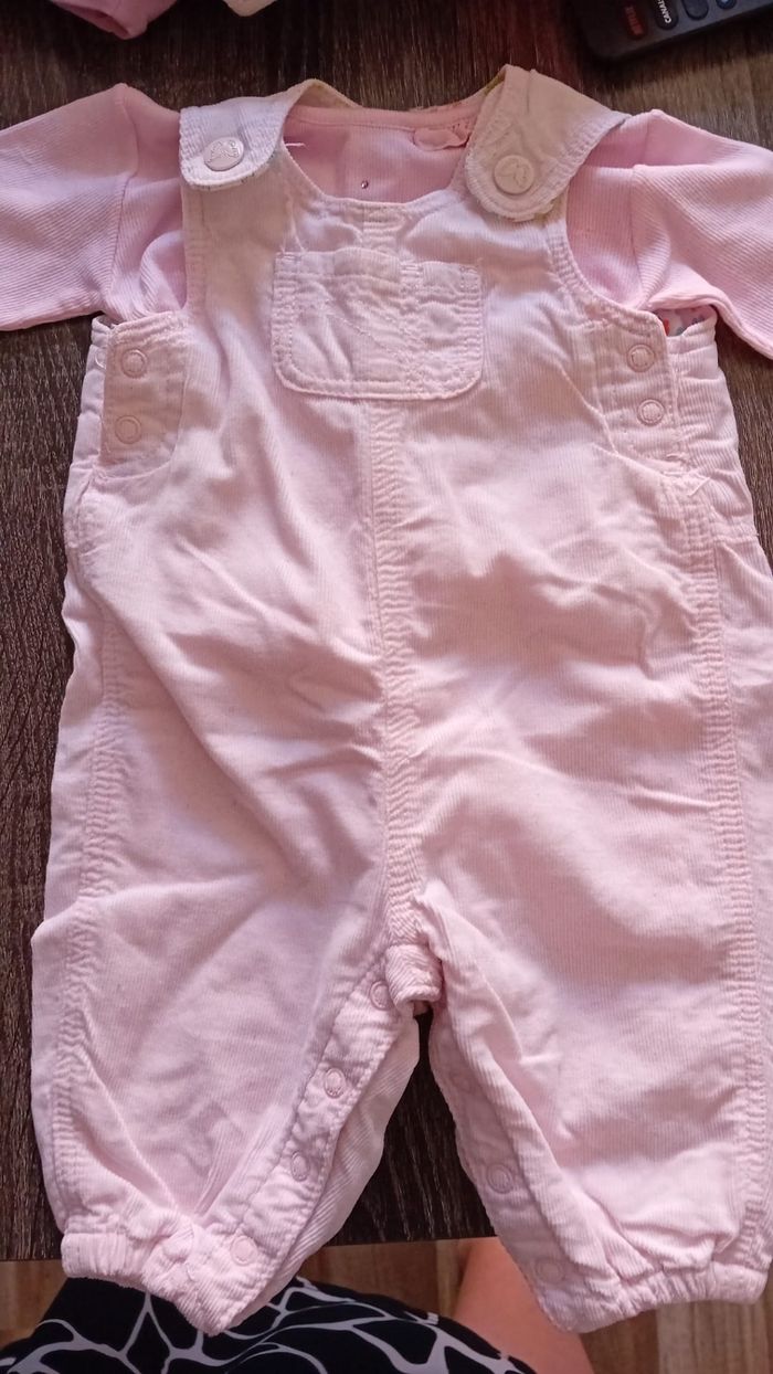 Vetements - photo numéro 2