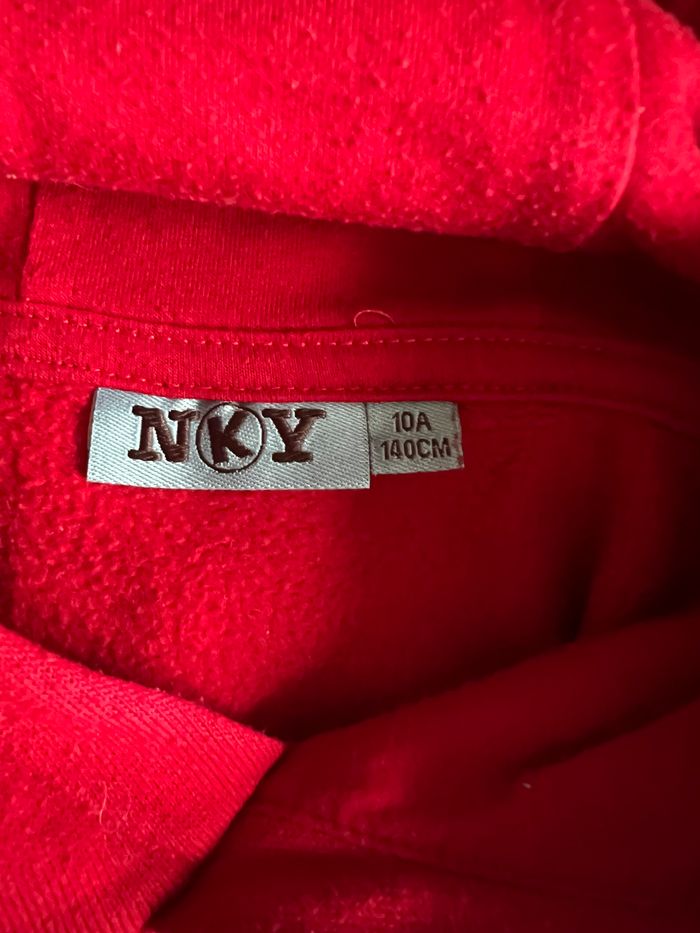 Pull à capuche rouge - photo numéro 6