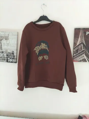 Sweat 14 ans neuf