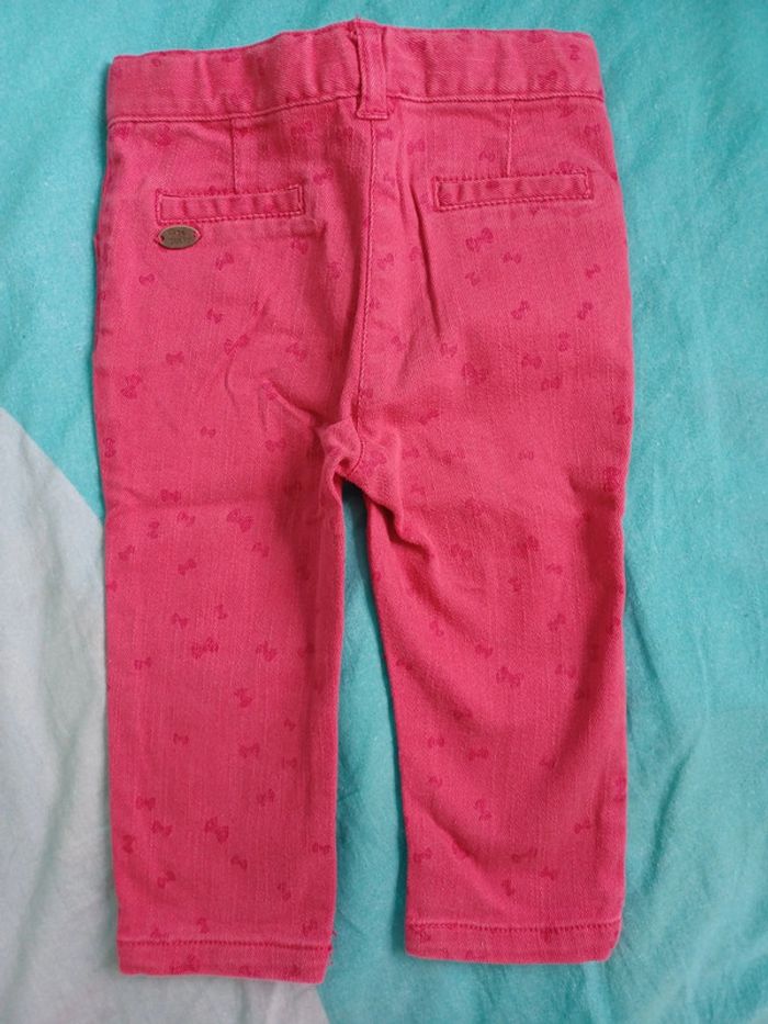 Jean rouge 12 mois - photo numéro 3