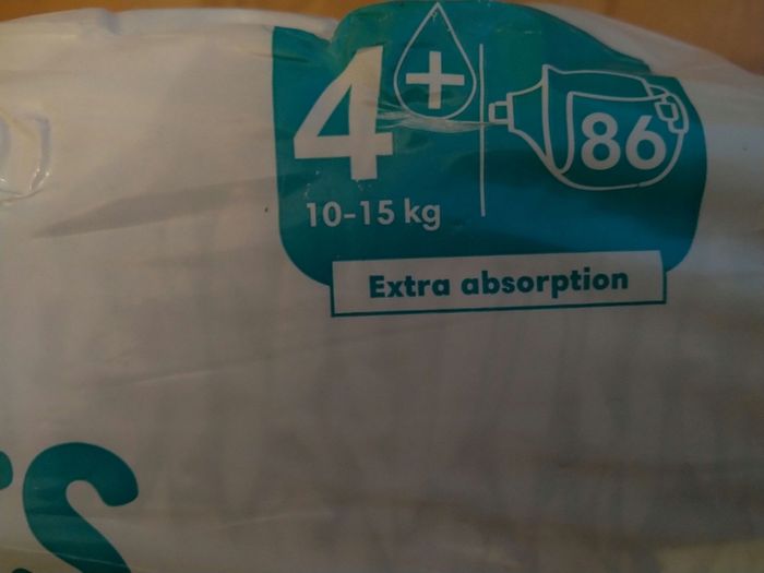 1 paquets de Pampers baby-dry taille 4+ - photo numéro 2
