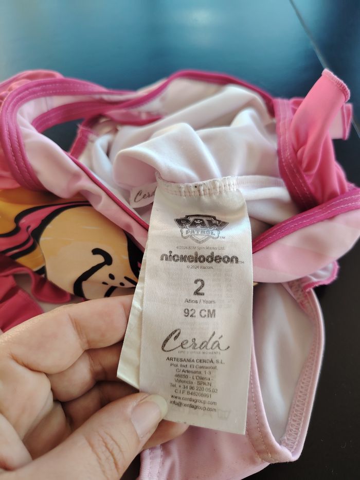 Lot de maillots différentes tailles et 1 bonnet - photo numéro 10